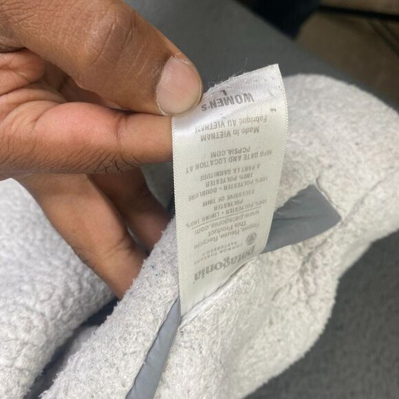 Patagonia Womens Vest large Beige Gray Los Lobos Reversible 25205 FA13 - Picture 11 of 12